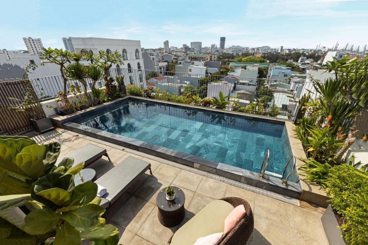 Moon Hotel And Apartment Da Nang Esterno foto