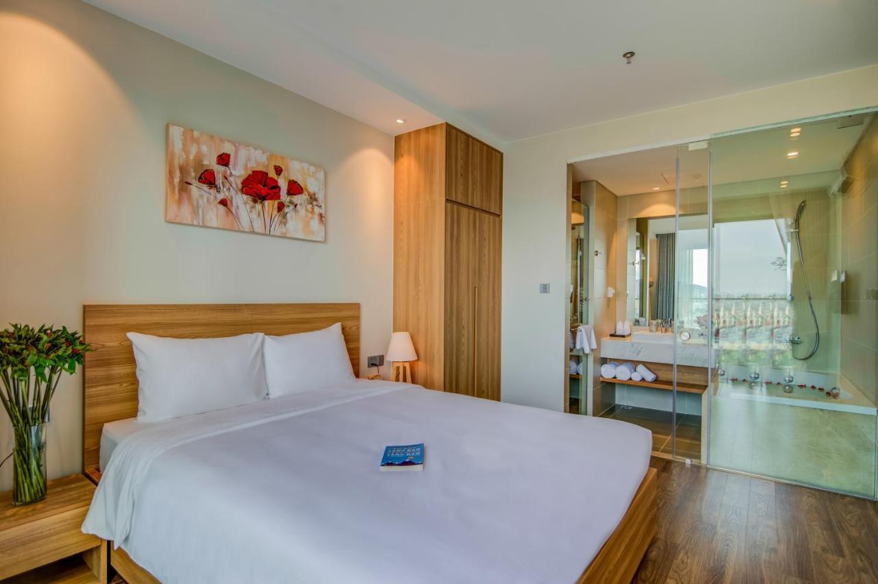 Moon Hotel And Apartment Da Nang Esterno foto