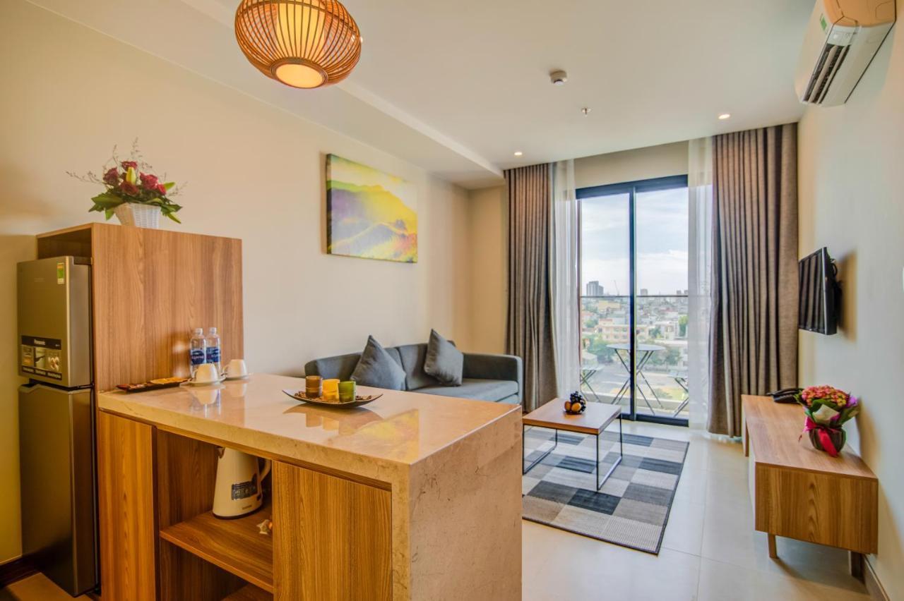Moon Hotel And Apartment Da Nang Esterno foto