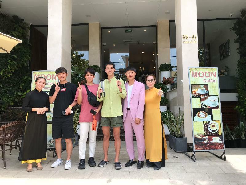 Moon Hotel And Apartment Da Nang Esterno foto
